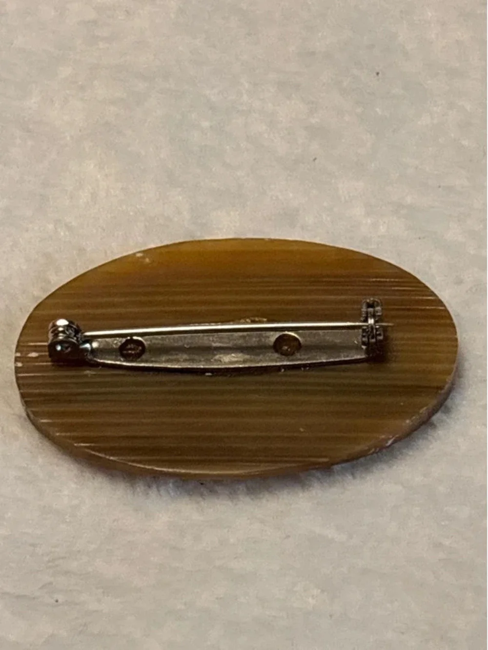 Wood grain Resin Etching Eskimo Kisses Brooch